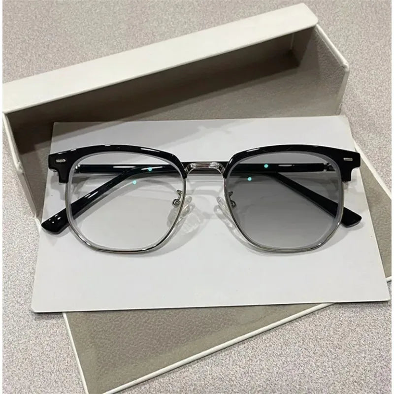 Photochromic Anti Radiation Glasses Eyeglass Eyeglasses for Woman Men Vintage Eyebrow Frame Glasses Fashion Eyewear