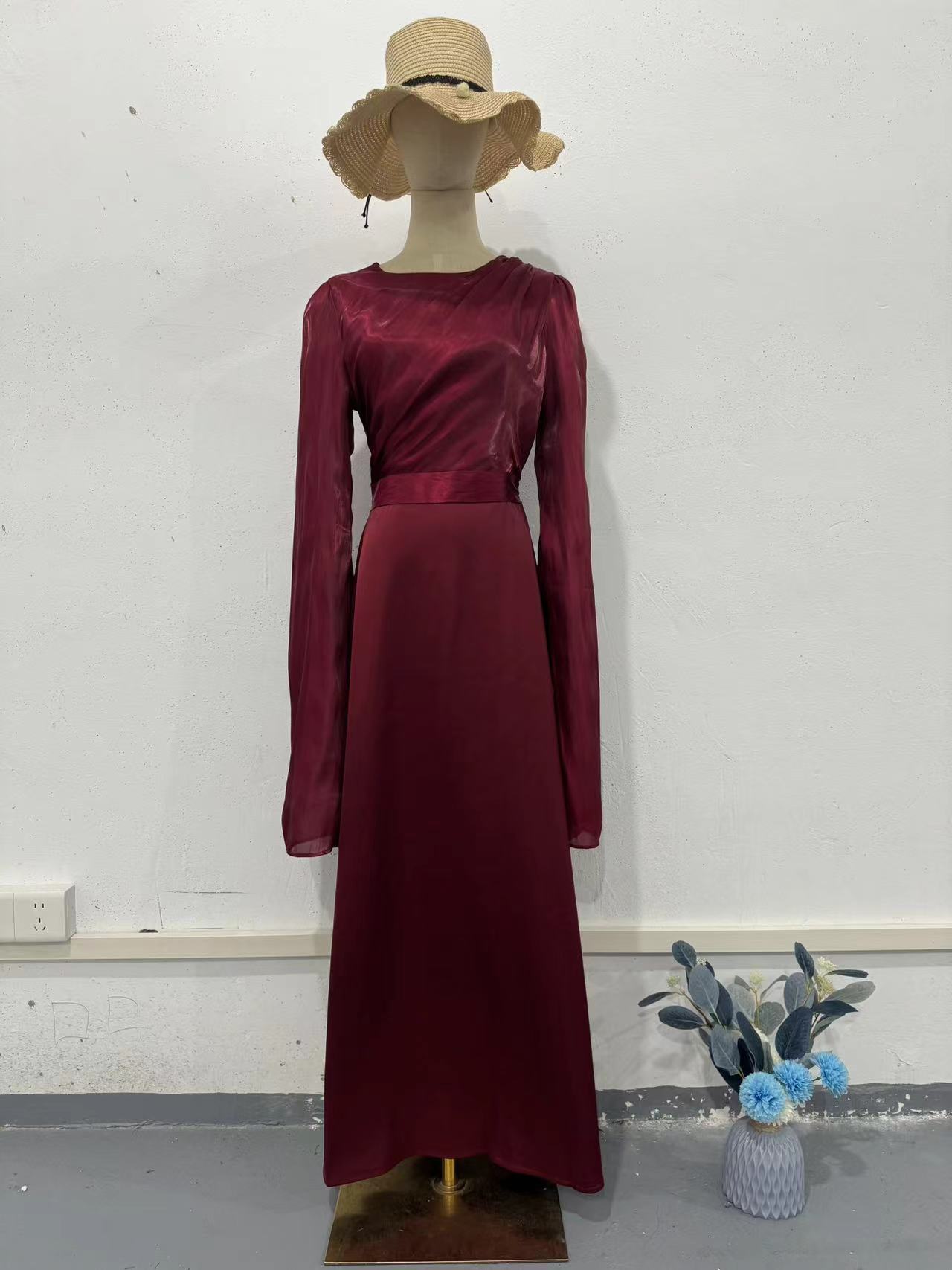 Elegant Summer Sleeve Contrast Chiffon & Satin Maxi Dress With Flared Cuffs - Slim Fit Long Dress For Women