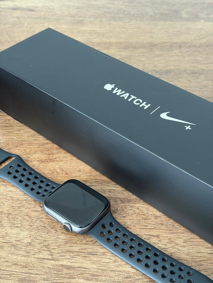 Apple Watch 4 - 42mm