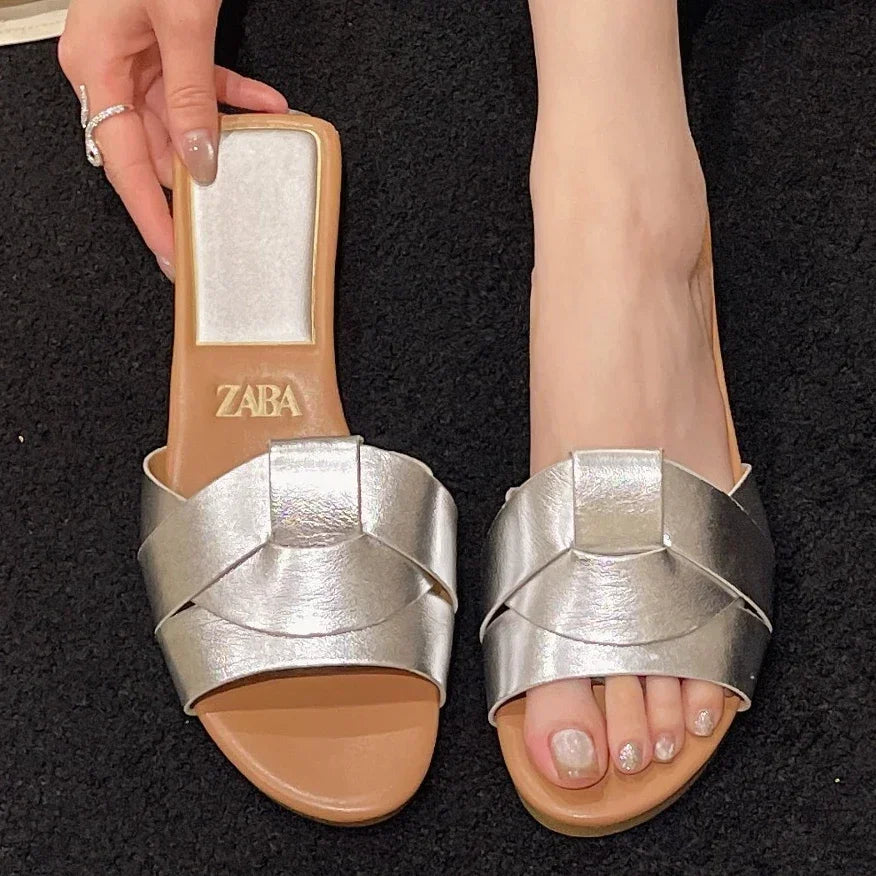 2025  Women's Flat Slippers Woven Comfortable Women's Shoes Casual Bottom Slippers New Summer Sandalias Mujer Luxury Designer