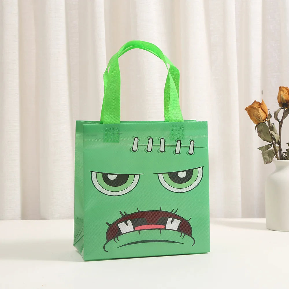 5 PCS Halloween Non-Woven Treat Bags Pumpkin Ghost Bat Mummy Monster Cat  Pattern Totes Bag Trick or Treat Halloween Party Favor
