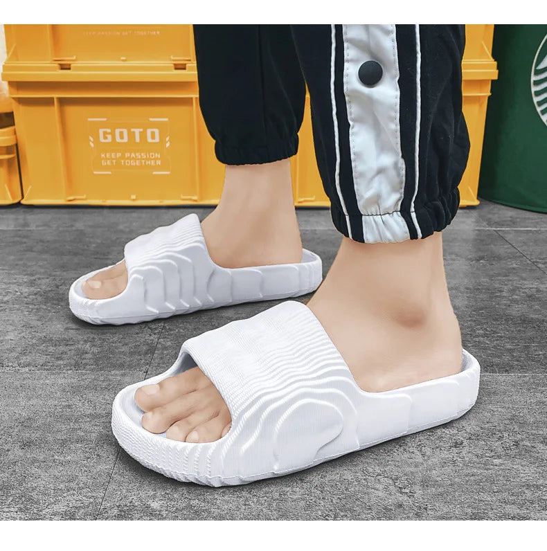 Indoor Outdoor Slippers For Men Women Summer Platform Shoes Soft EVA Anti-slip Couples Bathroom Beach Slides Leisure Sandals