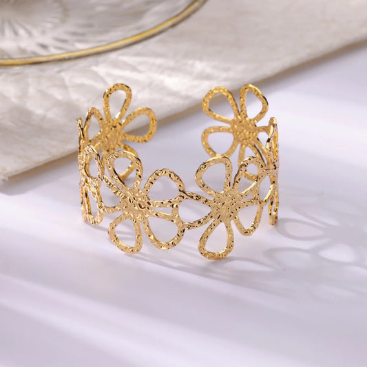 Stainless steel bracelet for men and women, aesthetic flower leaf bangle, open gold color, geometric bangles, bracelets, women's jewelry.