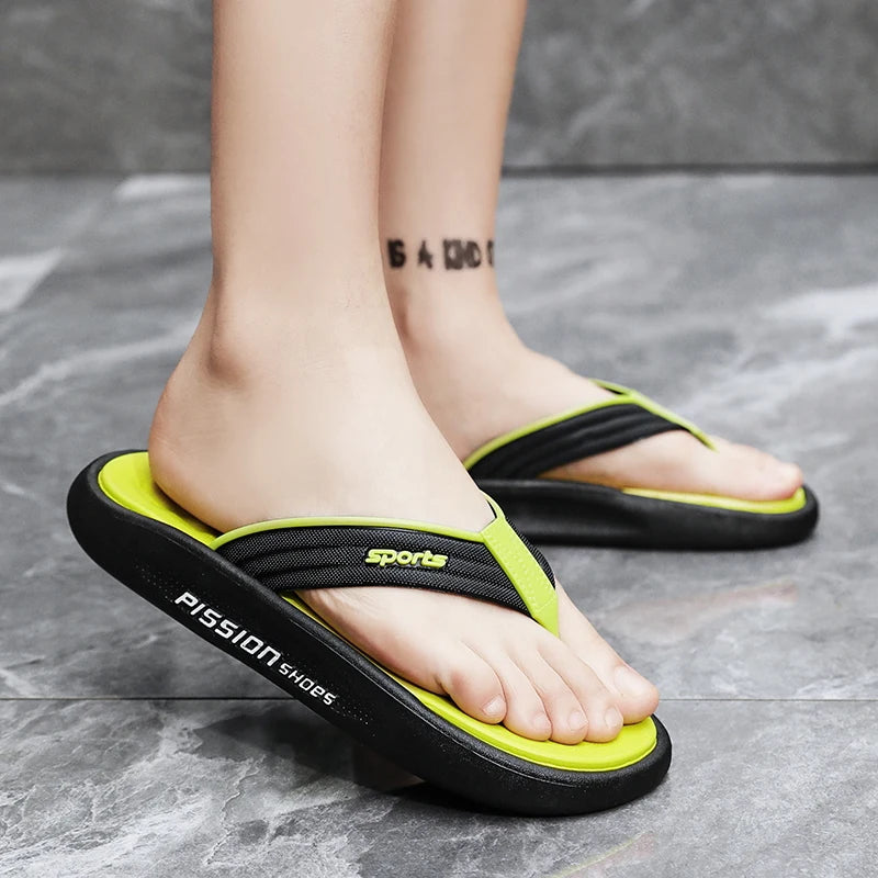 Outdoor Anti-skid Lightweight Mens Flip Flop Summer Casual Men’s Beach Shoes Classic Style Trendy Cozy Holiday Sandals for Man