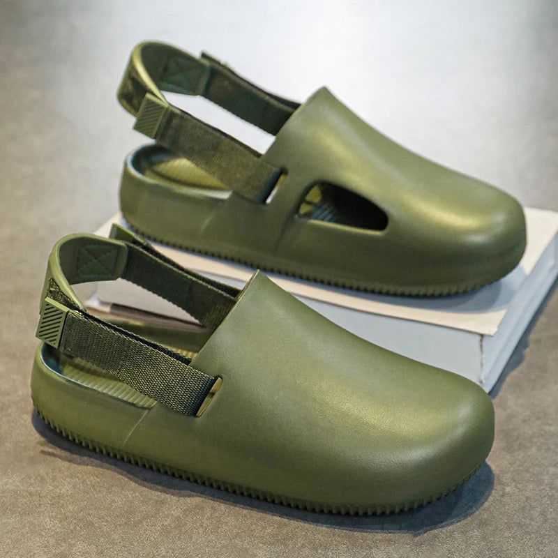 Summers Clogs Man Slippers Men Flat Mules Beach Sandals Quick Drying Water Shoes Work Casual Garden Lightweight Slippers