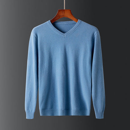 Simple, trendy Slim Fit base shirt