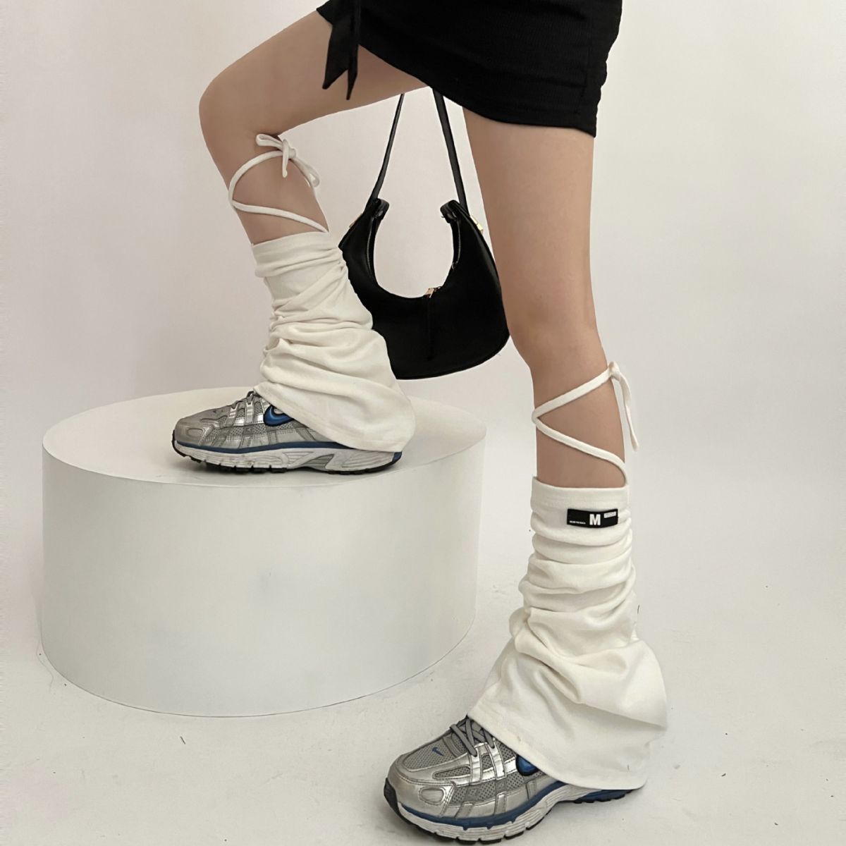 Solid Color Knitted Horn Drawstring Strap Foot Sock